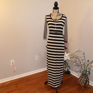 Calvin Klein belted maxi dress Size 2